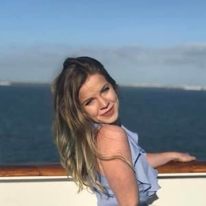 Meet your Posher, Julia